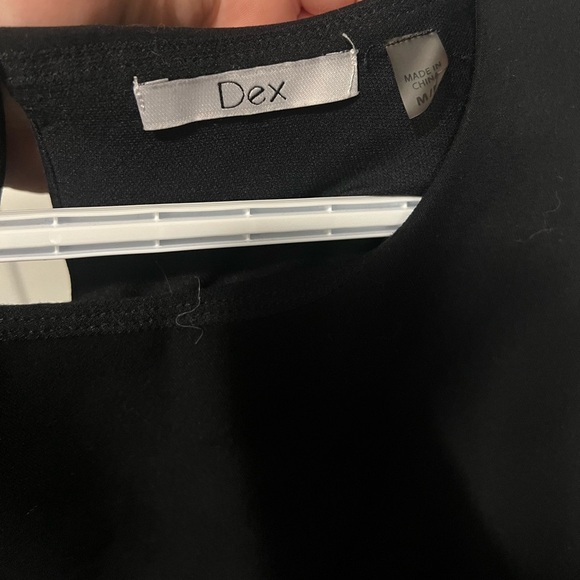 DEX 3-Layer Contrast Top - Size Medium (NWT) - Picture 4 of 4